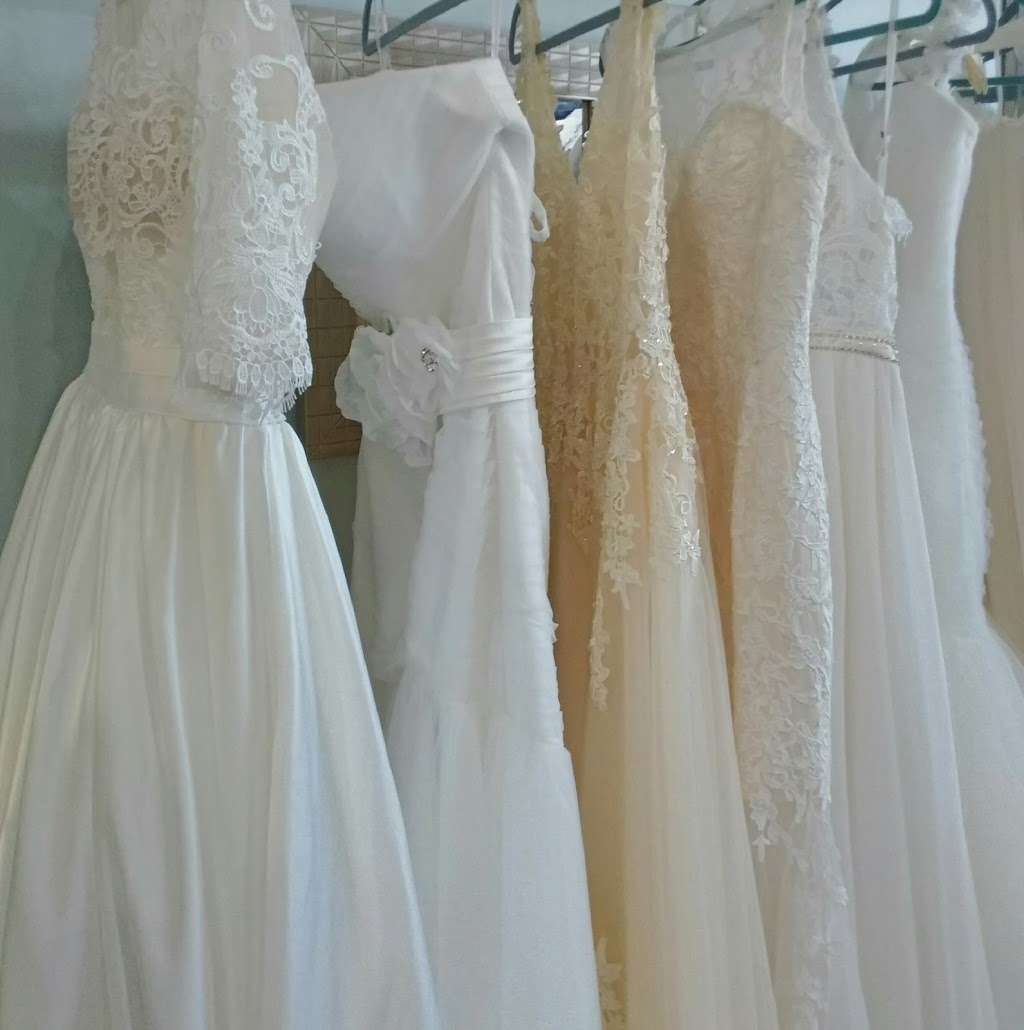 Finishing Touch Bridal Boutique | 3140 NC-16 Business #102, Denver, NC 28037, USA | Phone: (704) 577-6233