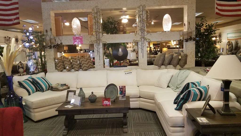Hi Desert Furniture | 15300 Palmdale Rd, Victorville, CA 92392 | Phone: (760) 241-3500