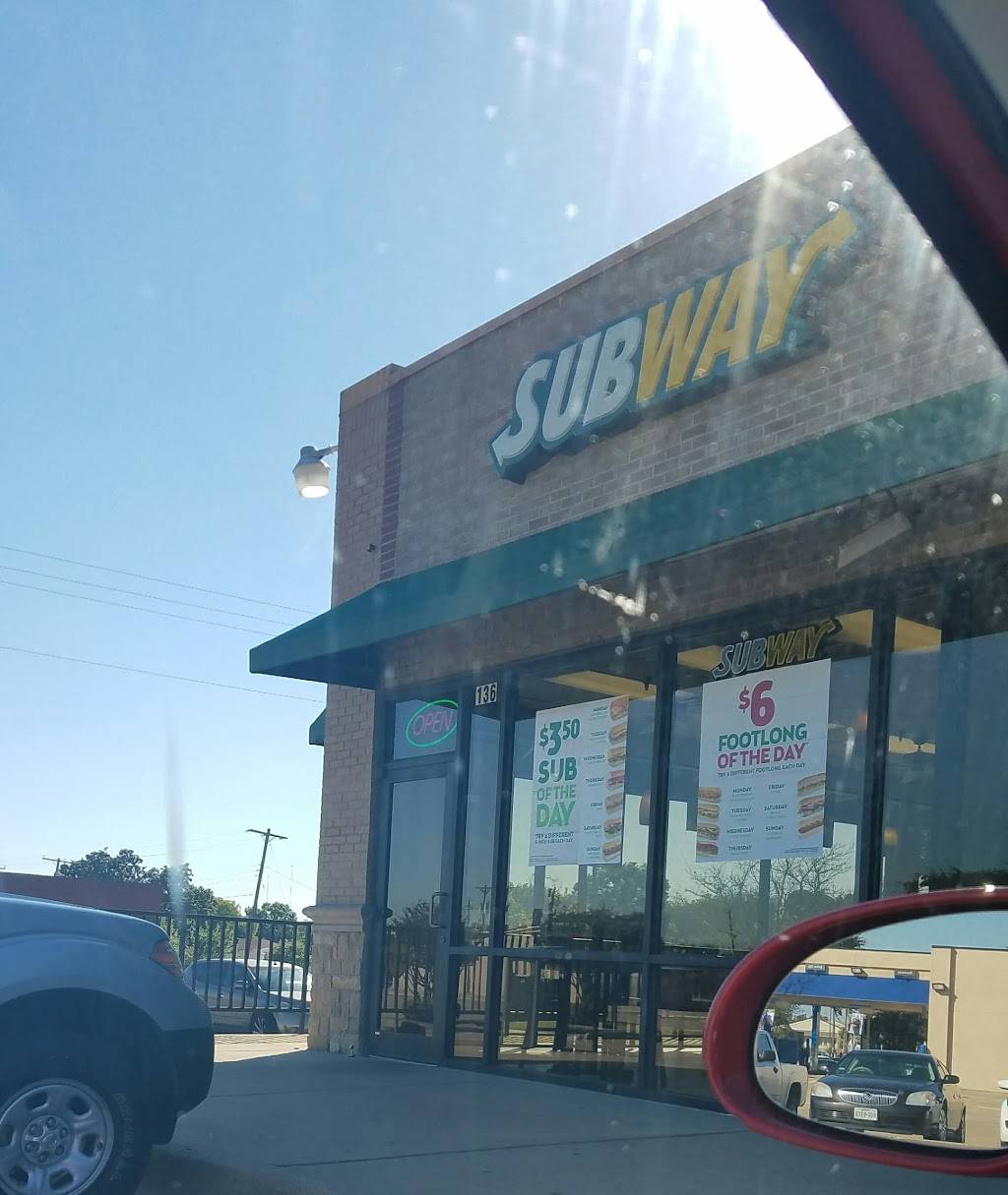 Subway | 107 North Cedar Ridge Rd Suite 136, Duncanville, TX 75116 | Phone: (972) 296-7111