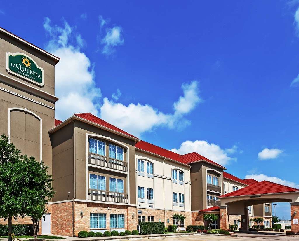 La Quinta Inn & Suites Houston - Westchase | 10850 Harwin Dr, Houston, TX 77072, USA | Phone: (281) 495-7700