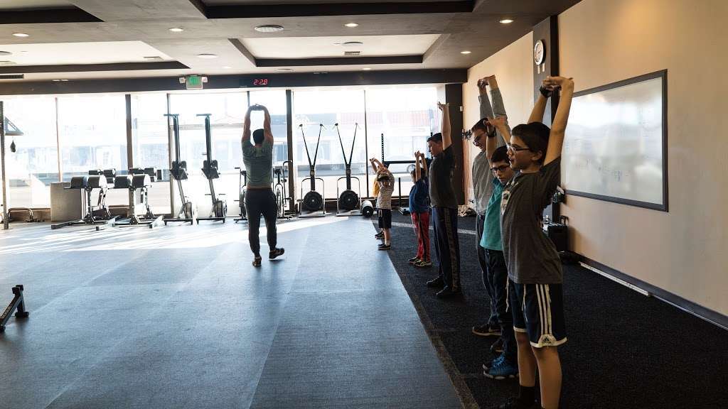 Moses Fitness | 12811 Victory Blvd, Valley Glen, CA 91606, USA | Phone: (818) 261-4349