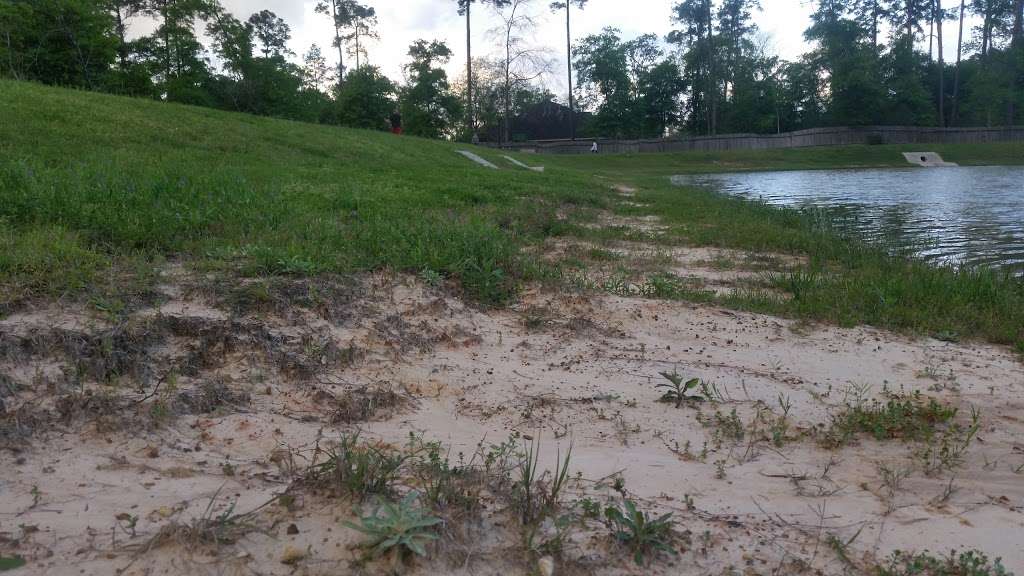 Hurst Park | Retention Pond,, Houston, TX 77066, USA