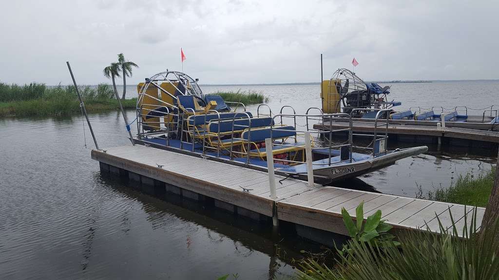 Black Hammock Airboat Rides | 2356 Black Hammock Fish Camp Rd, Oviedo, FL 32765 | Phone: (407) 365-1244