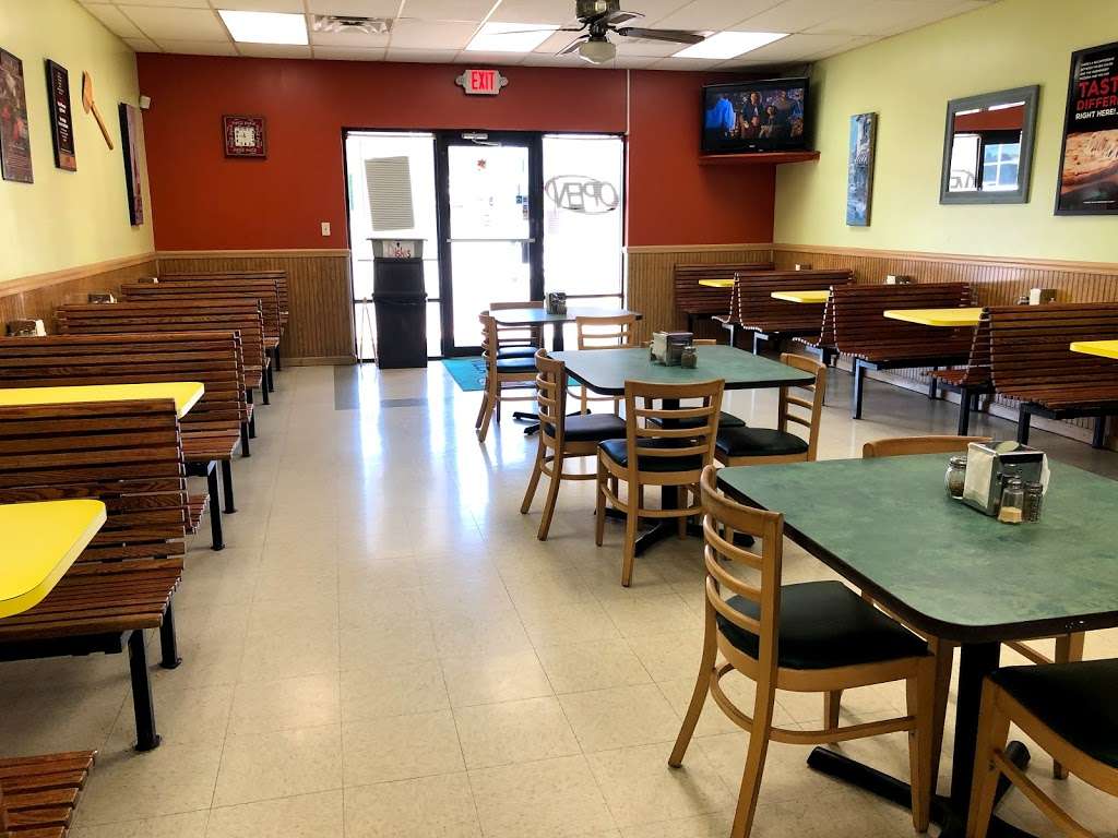 Pizza Villa | 112 W 1st Ave, Parkesburg, PA 19365, USA | Phone: (610) 857-2692