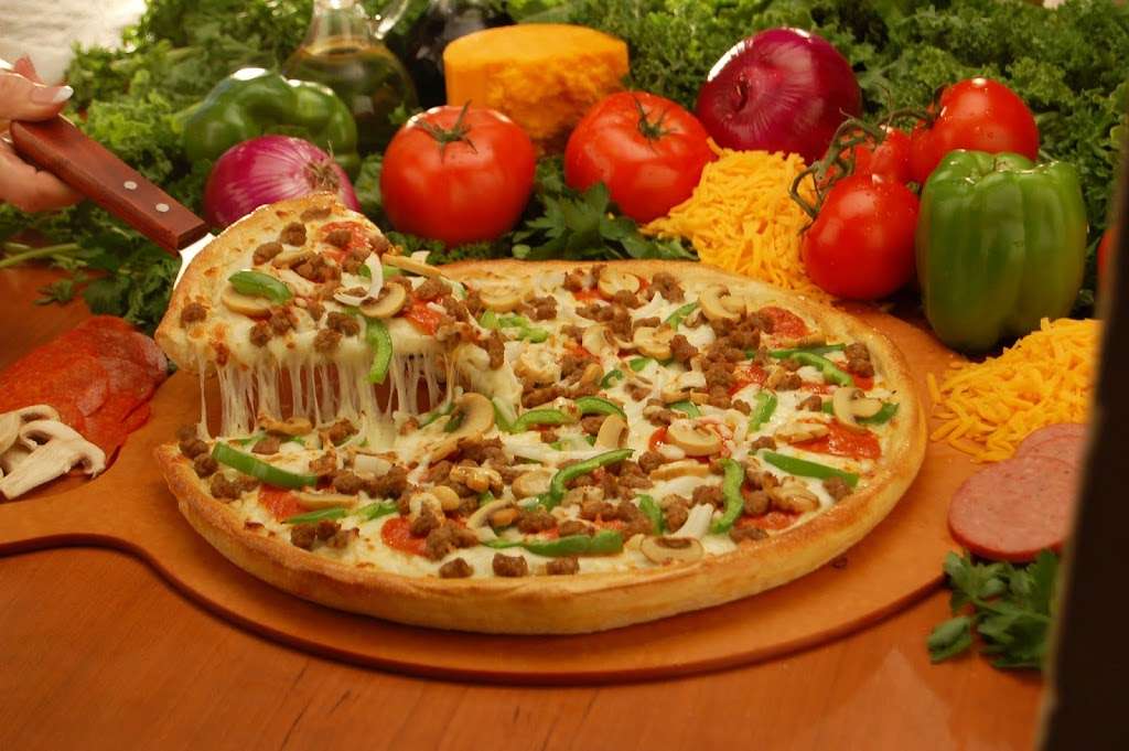 Simple Simons Pizza | 24963 US-169, Garnett, KS 66032 | Phone: (785) 448-6582