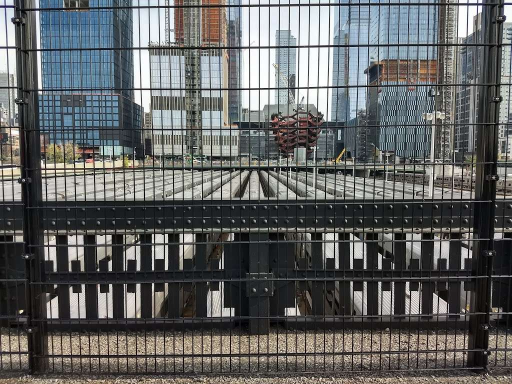 High Line Over Hudson Yards | 7077 High Line, New York, NY 10001, USA