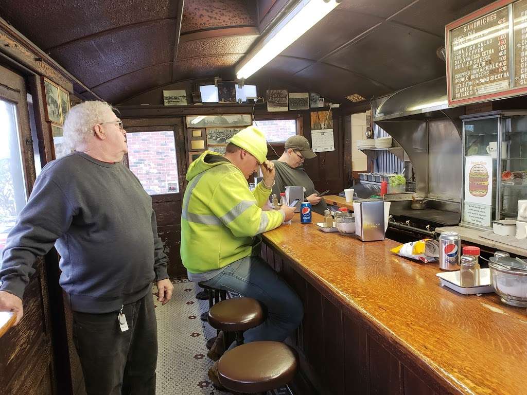 Caseys Diner | 36 South Ave, Natick, MA 01760, USA