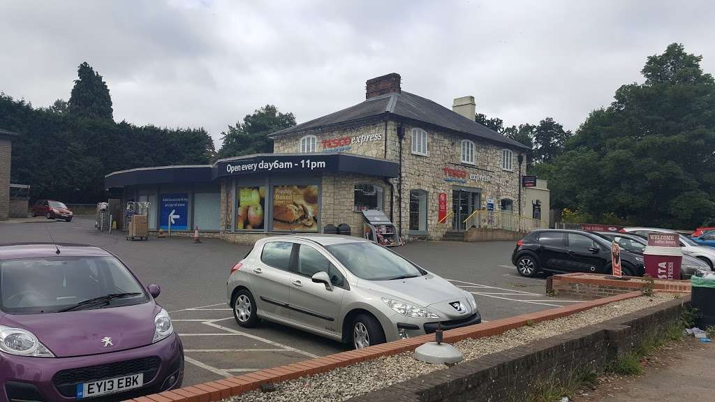 Tesco Express | Reigate Rd, Dorking RH4 1QB, UK | Phone: 0345 610 2872