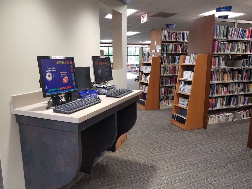 Friendswood Public Library | 416 S Friendswood Dr, Friendswood, TX 77546, USA | Phone: (281) 482-7135