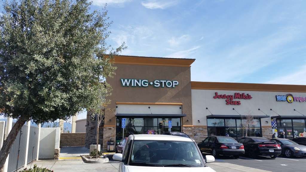 Wingstop | 186 E Easton St E, Rialto, CA 92376, USA | Phone: (909) 875-9464