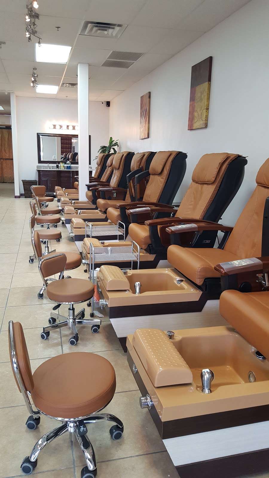 Luxurys Nail Bar | 8278 W Lake Pleasant Pkwy #102, Peoria, AZ 85382, USA | Phone: (623) 566-4882