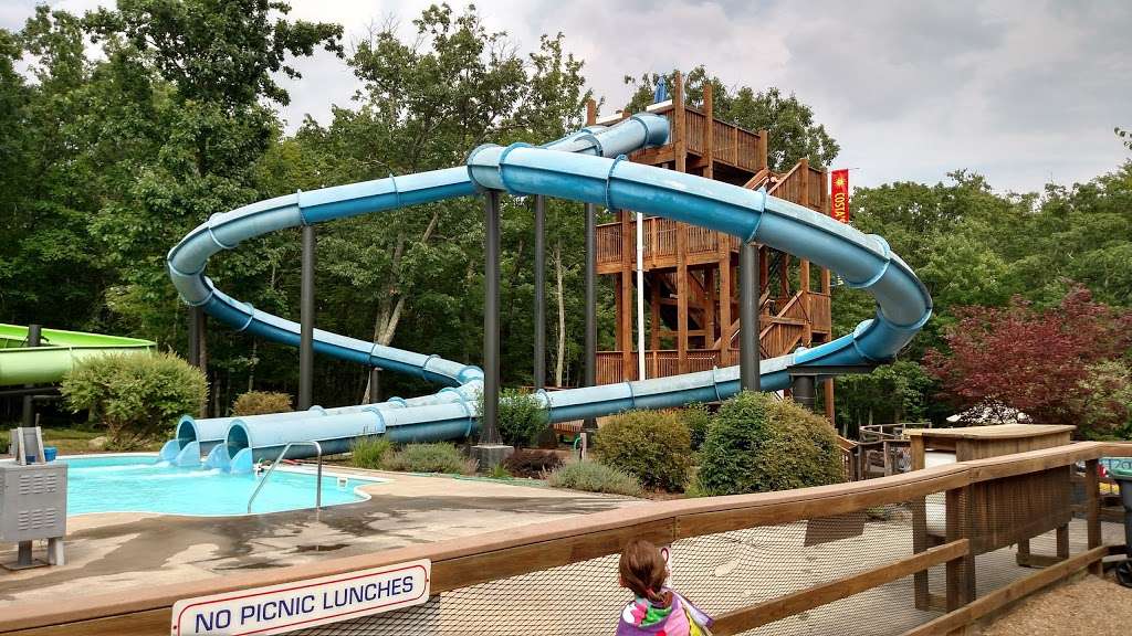 Costas Family Fun Park | 2111 US-6, Hawley, PA 18428, USA | Phone: (570) 226-8585