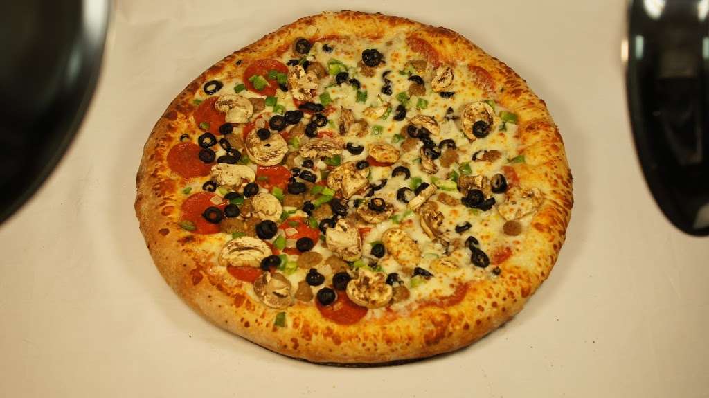 Big Daddys Pizza | 4250 W Colfax Ave, Denver, CO 80204, USA | Phone: (720) 287-0577