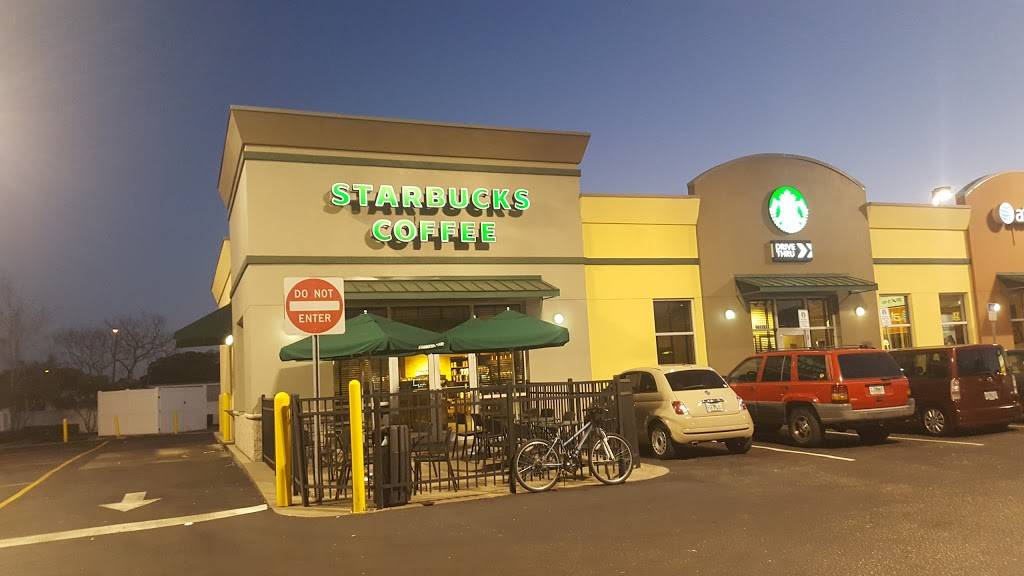 Starbucks | 2401 E Bay Dr Suite 1, Largo, FL 33771, USA | Phone: (727) 599-2129