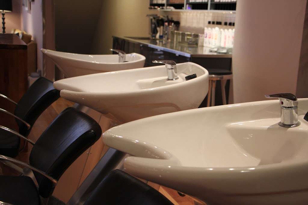 Hush Salon Philadelphia | 128 N 3rd St, Philadelphia, PA 19106, USA | Phone: (215) 923-5010