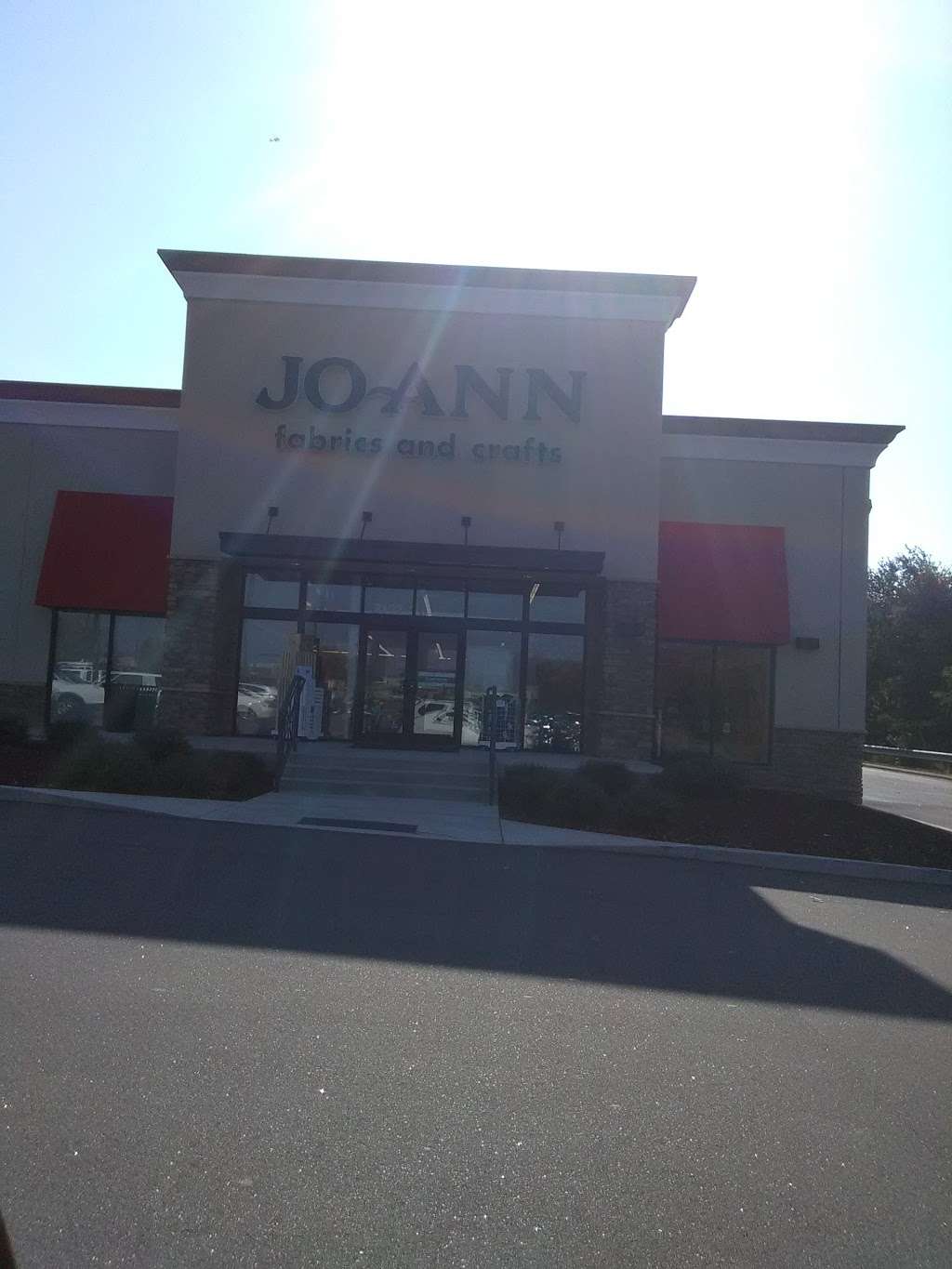 JOANN Fabrics and Crafts | 2102 US Hwy 70 SE, Hickory, NC 28602, USA | Phone: (828) 322-5056