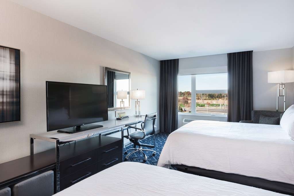 Hilton Garden Inn Foxborough Patriot Place | 27 Patriot Pl, Foxborough, MA 02035 | Phone: (508) 543-2040