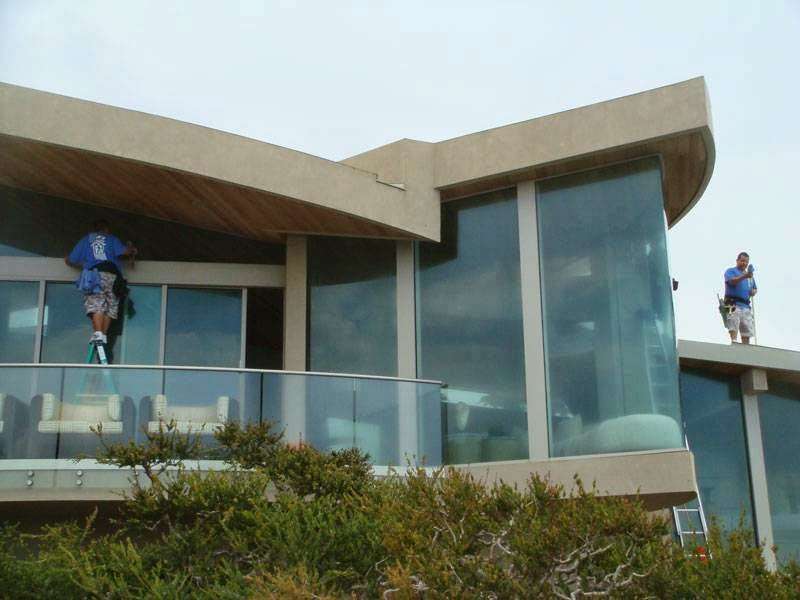 Jons Window Cleaning Services | 6000 Oakdale Ave, Woodland Hills, CA 91367 | Phone: (818) 368-0972