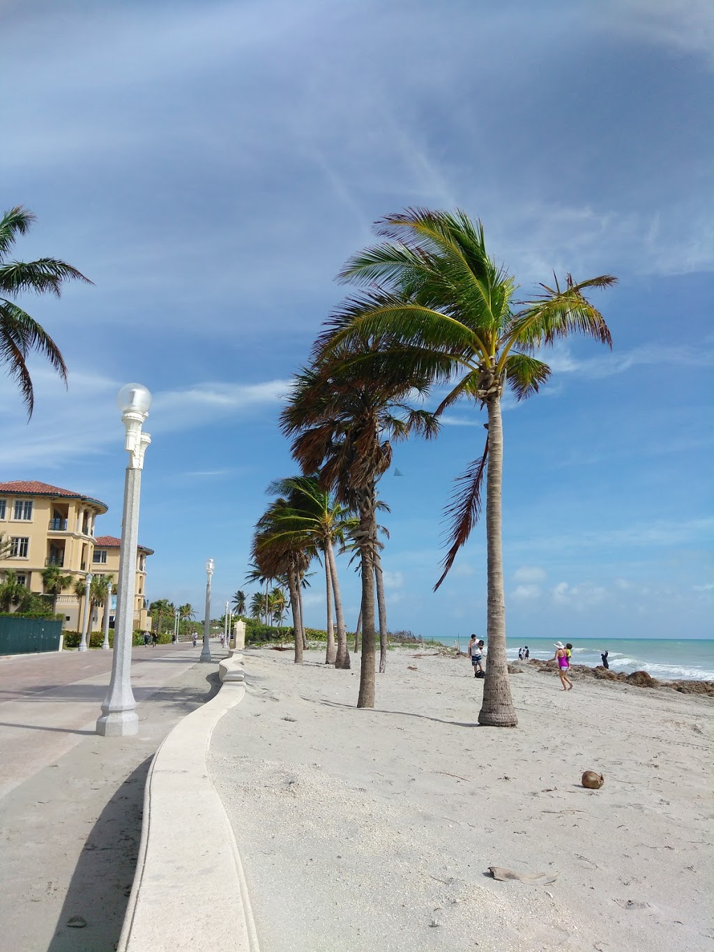 Hollywood North Beach Park | 3601 N Ocean Dr, Hollywood, FL 33019, USA | Phone: (954) 357-5187