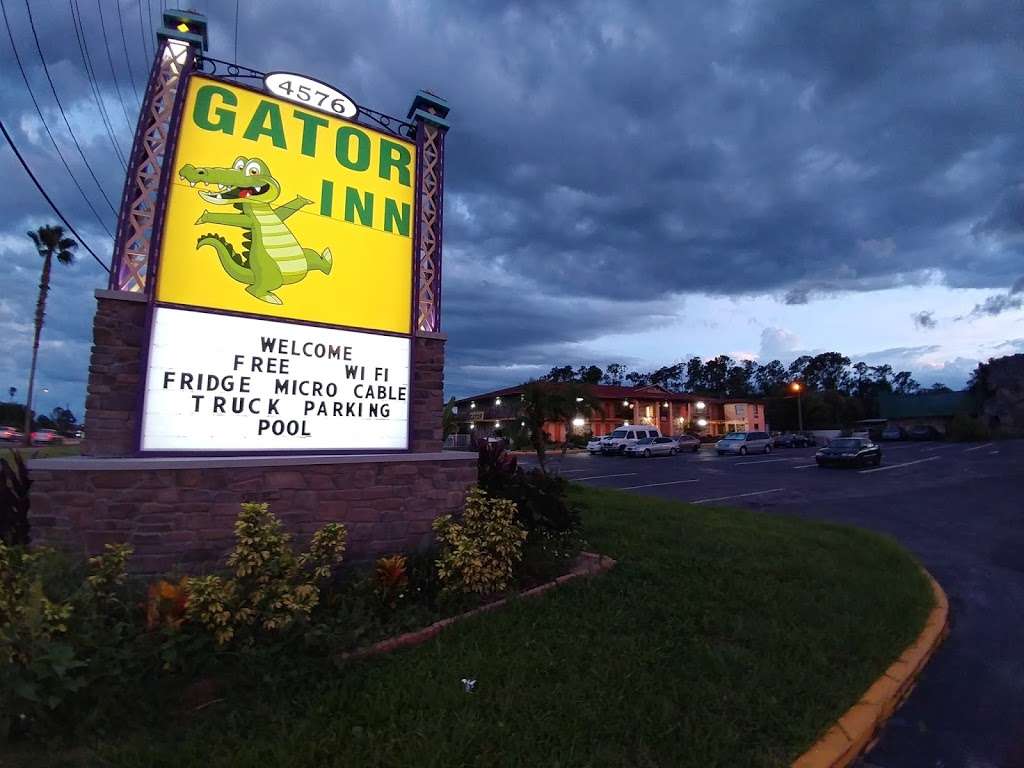Gator Motel | 4576 W Irlo Bronson Memorial Hwy, Kissimmee, FL 34746, USA | Phone: (407) 396-0127