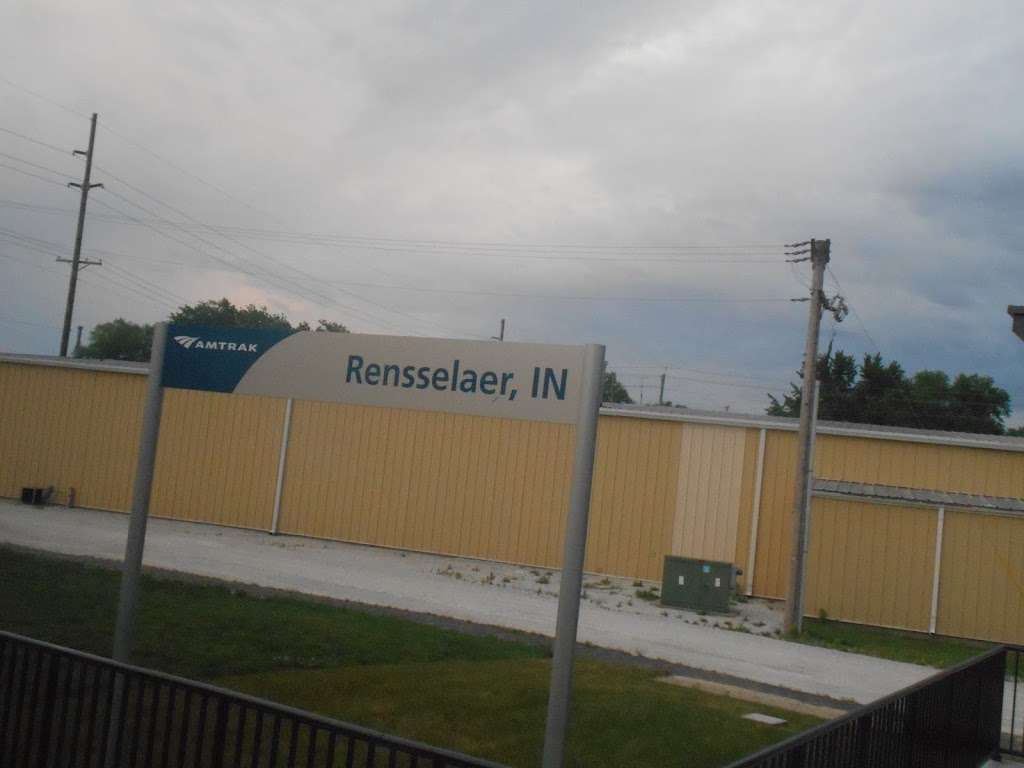 Rensselaer Station | 776 N Cullen St, Rensselaer, IN 47978, USA | Phone: (800) 872-7245