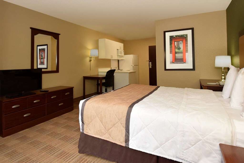 Extended Stay America Kansas City - South | 550 E 105th St, Kansas City, MO 64131 | Phone: (816) 943-1315