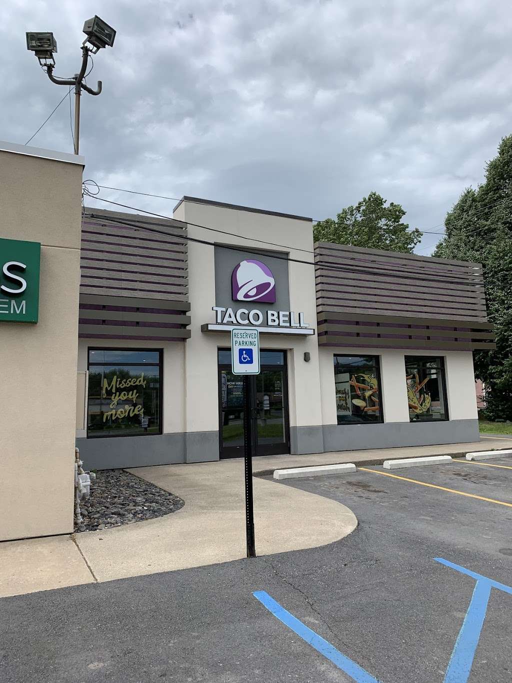 Taco Bell | 155 Brooklyn St, Carbondale, PA 18407, USA | Phone: (570) 213-3892