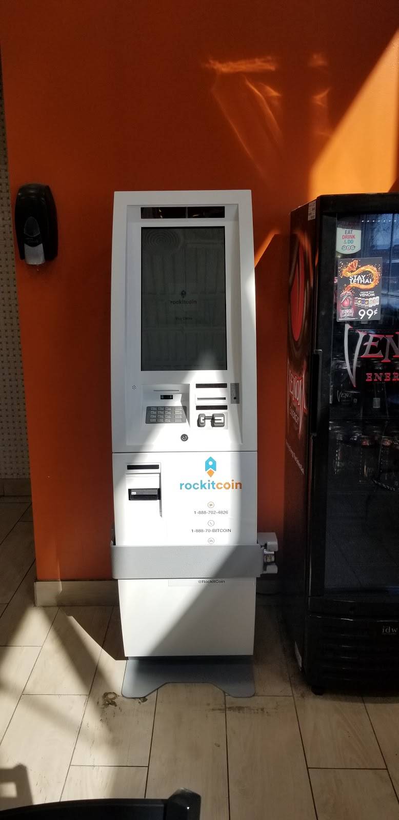 RockItCoin Bitcoin ATM | 2809 S Lancaster Rd, Dallas, TX 75216, USA | Phone: (888) 702-4826