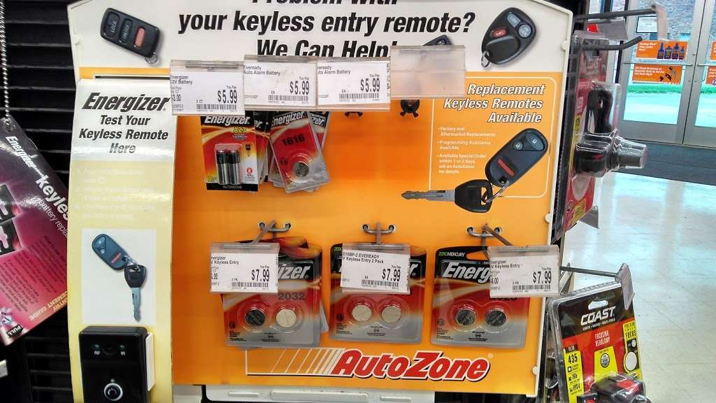 AutoZone Auto Parts | 3863 E Washington St, Indianapolis, IN 46201, USA | Phone: (317) 351-1972