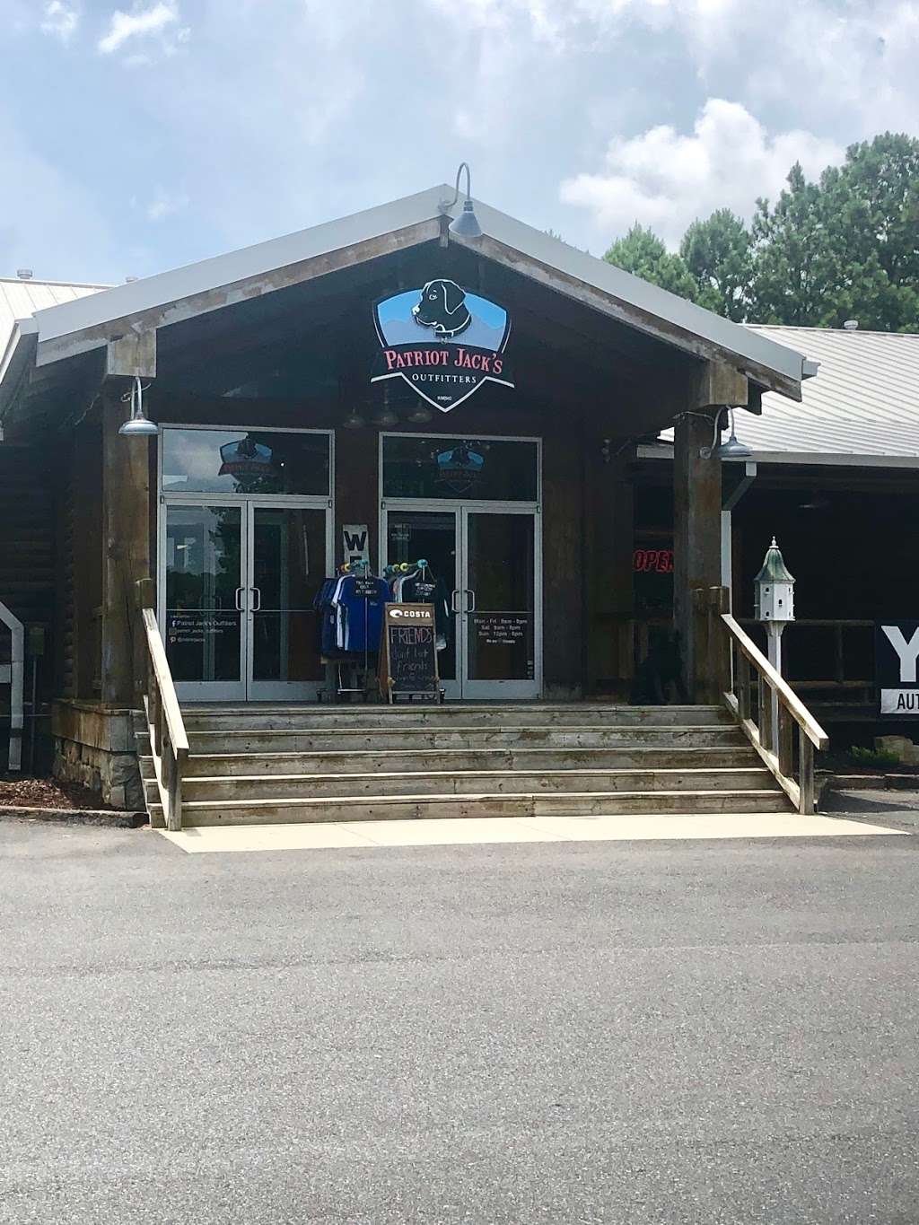 Patriot Jacks Outfitters | 832 E King St, Kings Mountain, NC 28086, USA | Phone: (704) 739-2989