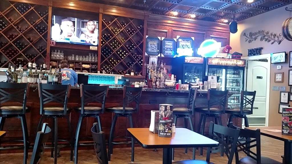 Grandmas Wine Bar & Deli | 28924 W Illinois 120, Lakemoor, IL 60051 | Phone: (815) 900-1197