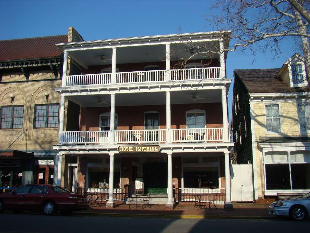 Lodging at the Imperial | 208 High St, Chestertown, MD 21620, USA | Phone: (410) 778-3001