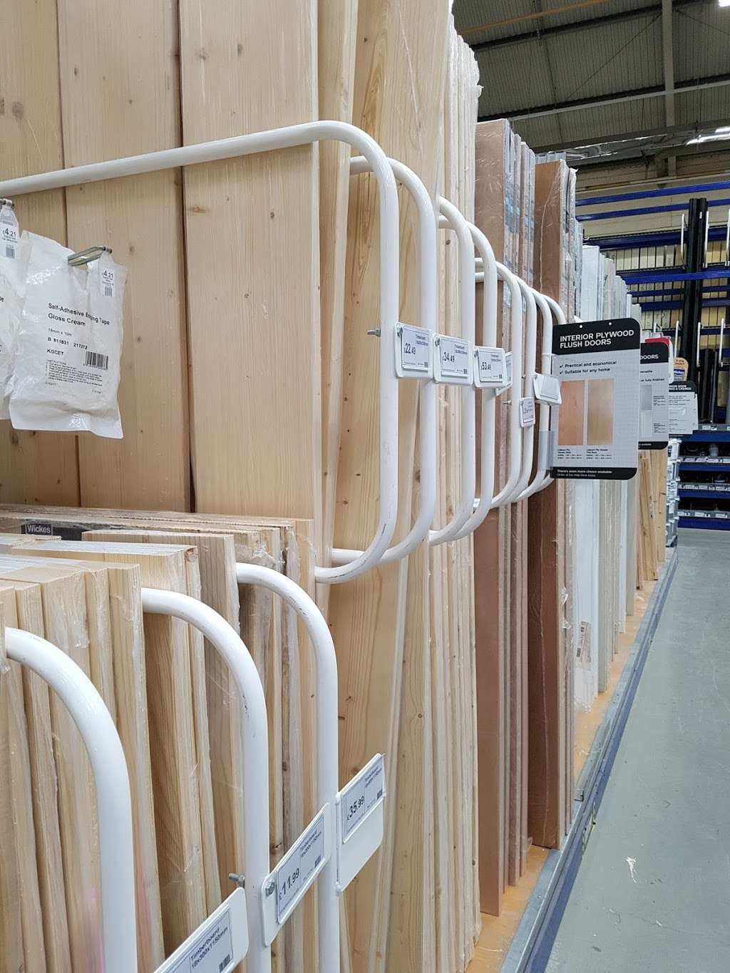 Wickes | Peel Centre, Kiln Ln, Epsom KT17 1EQ, UK | Phone: 01372 748890