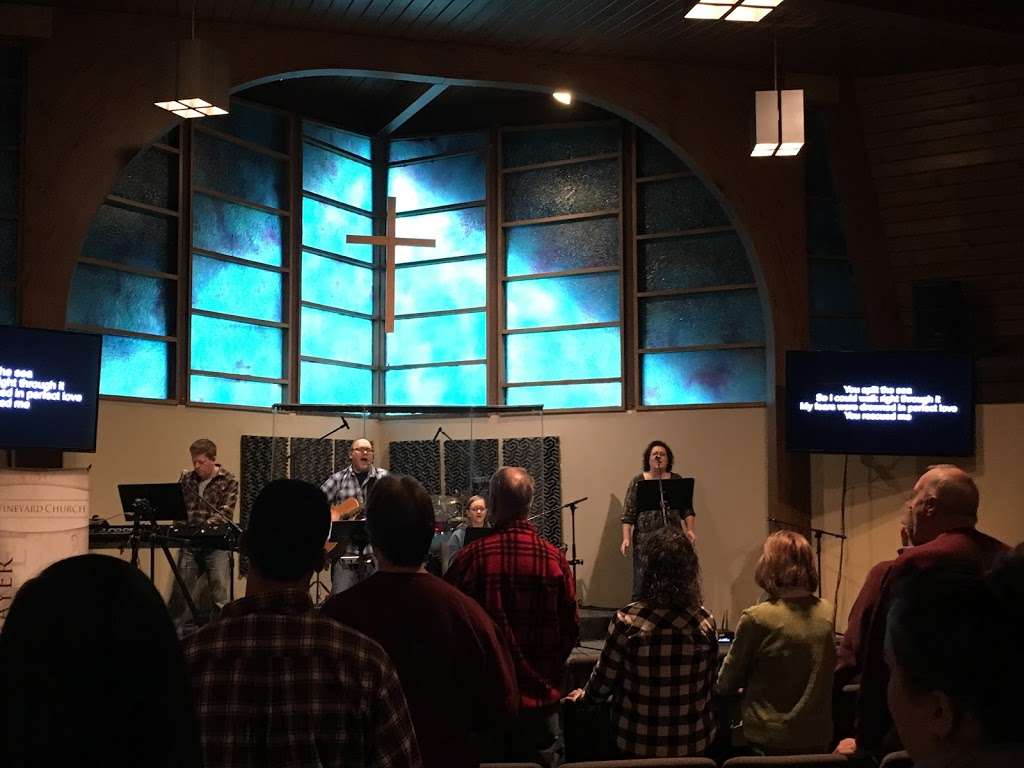 Vineyard Church KC West | 10601 Hutton Rd, Kansas City, KS 66109, USA | Phone: (913) 369-4172