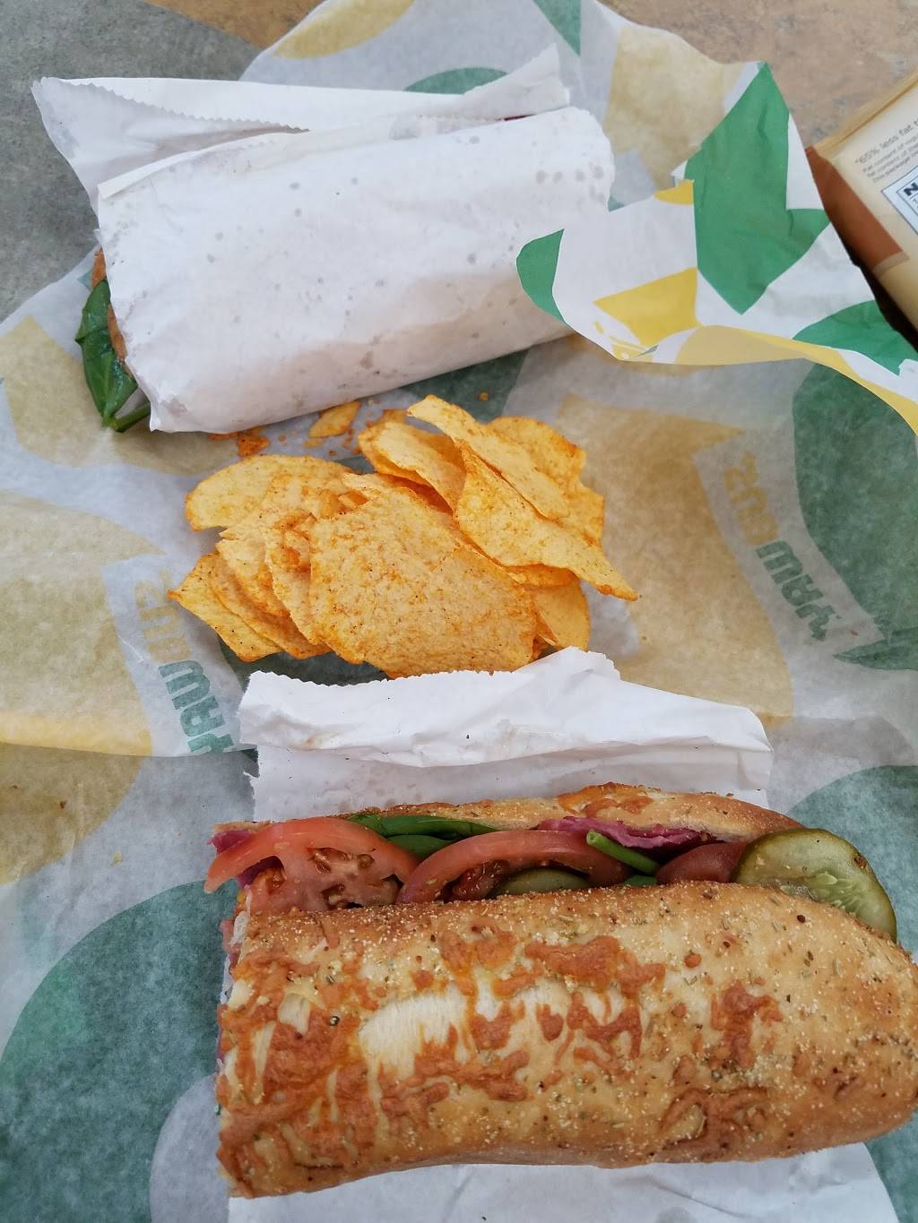 Subway | 4105 Columbus St, Ottawa, IL 61350, USA | Phone: (815) 434-9140