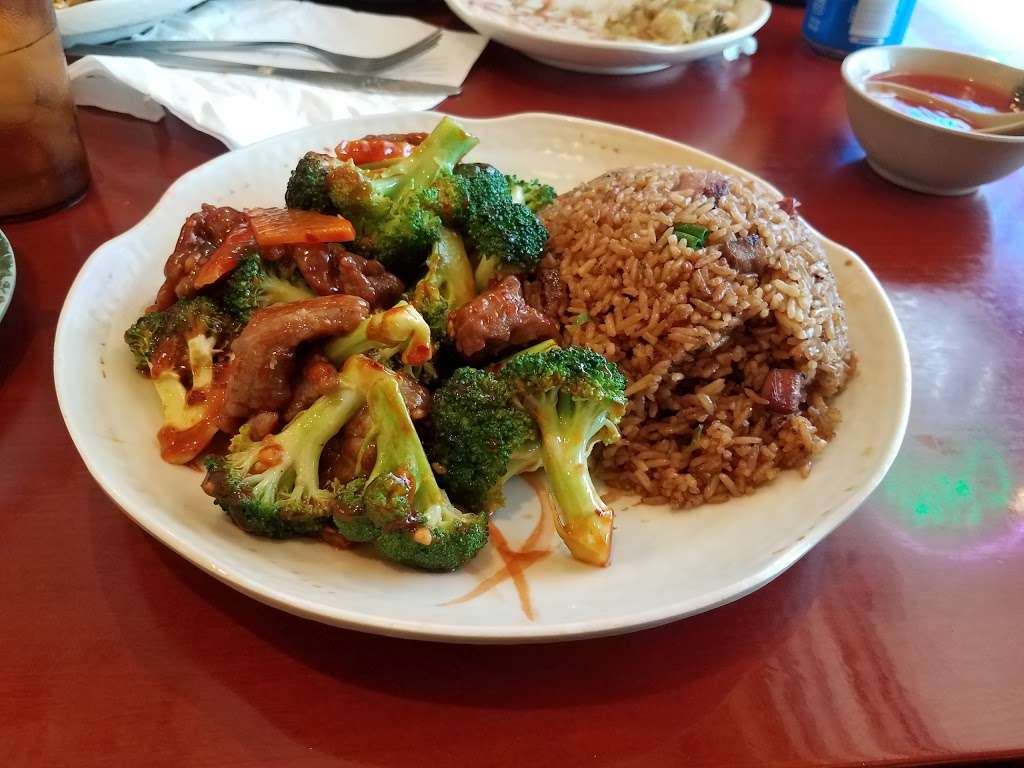 Rice Garden | 1411 S Lake Park Ave, Hobart, IN 46342 | Phone: (219) 942-7788