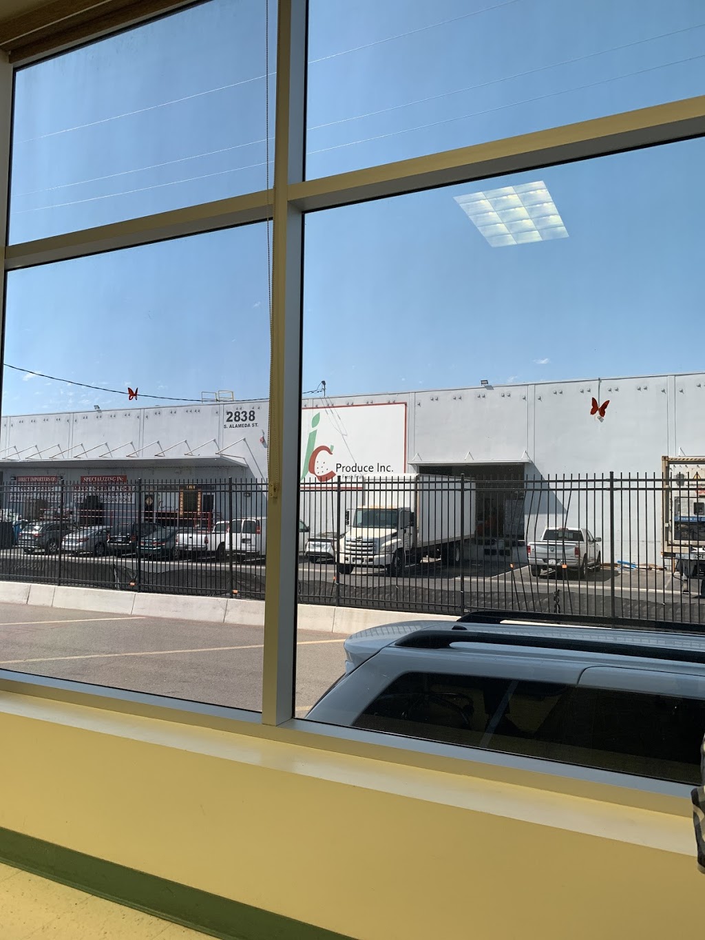 MG Produce | 2910 Ross St, Vernon, CA 90058, USA | Phone: (323) 432-5300