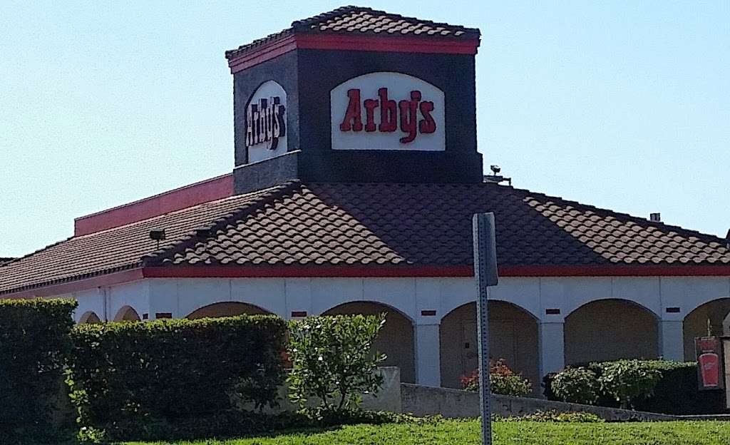 Arbys | 4799 Redwood Dr, Rohnert Park, CA 94928, USA | Phone: (707) 584-7702