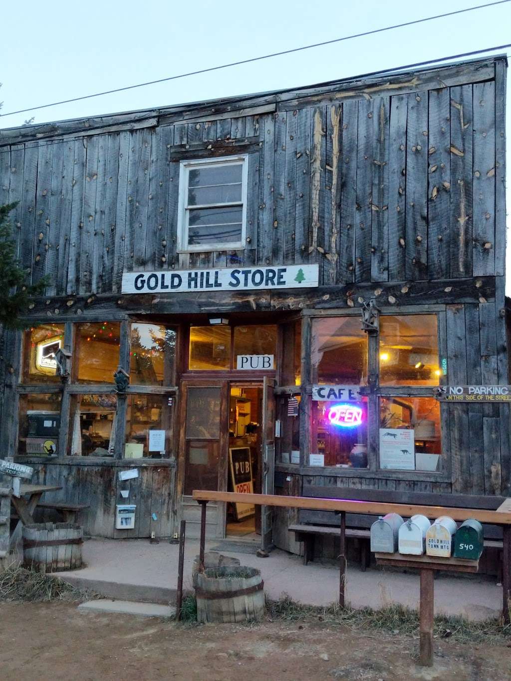 Gold Hill Store & Pub | Main St, Boulder, CO 80302, USA | Phone: (303) 443-7724