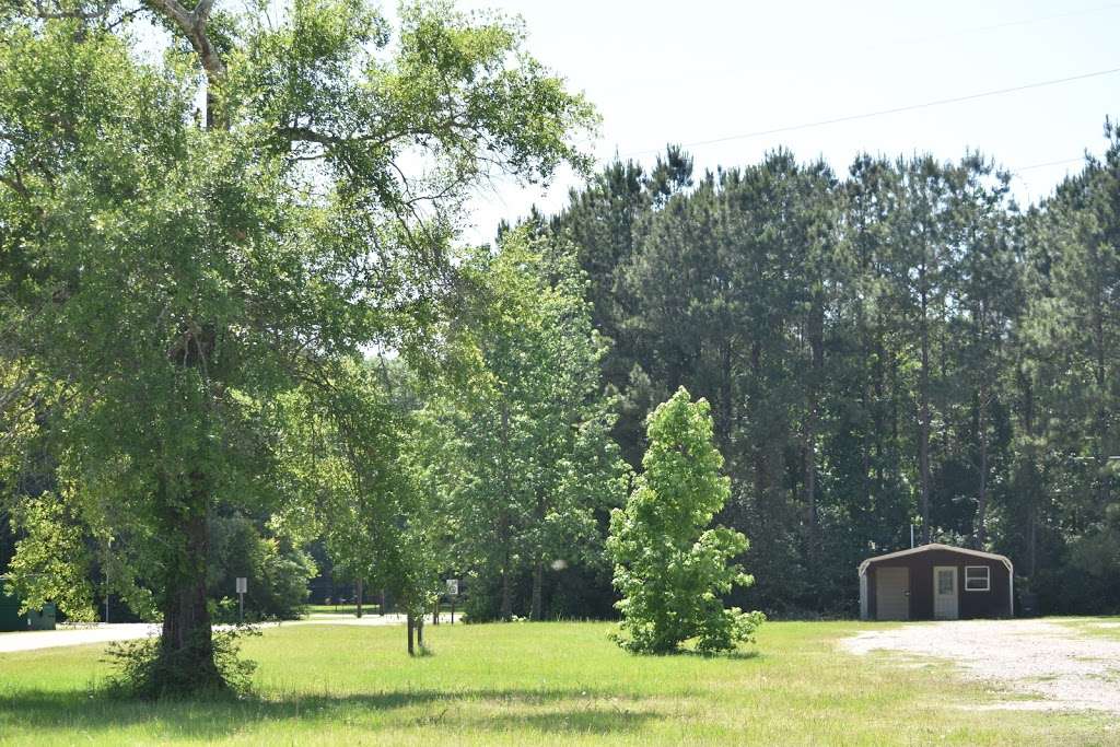 Peaceful Pines RV Park | 16981 Old Houston Rd, Conroe, TX 77302, USA | Phone: (281) 635-5762