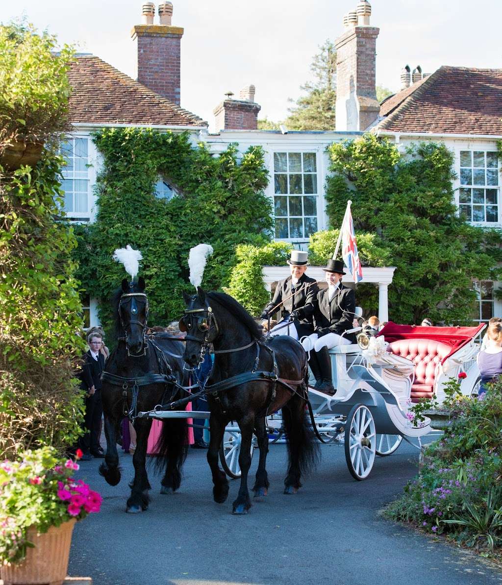 Wayside Carriages | Trumans Oast, Willow Ln, Paddock Wood TN12 6PE, UK | Phone: 07977 204036