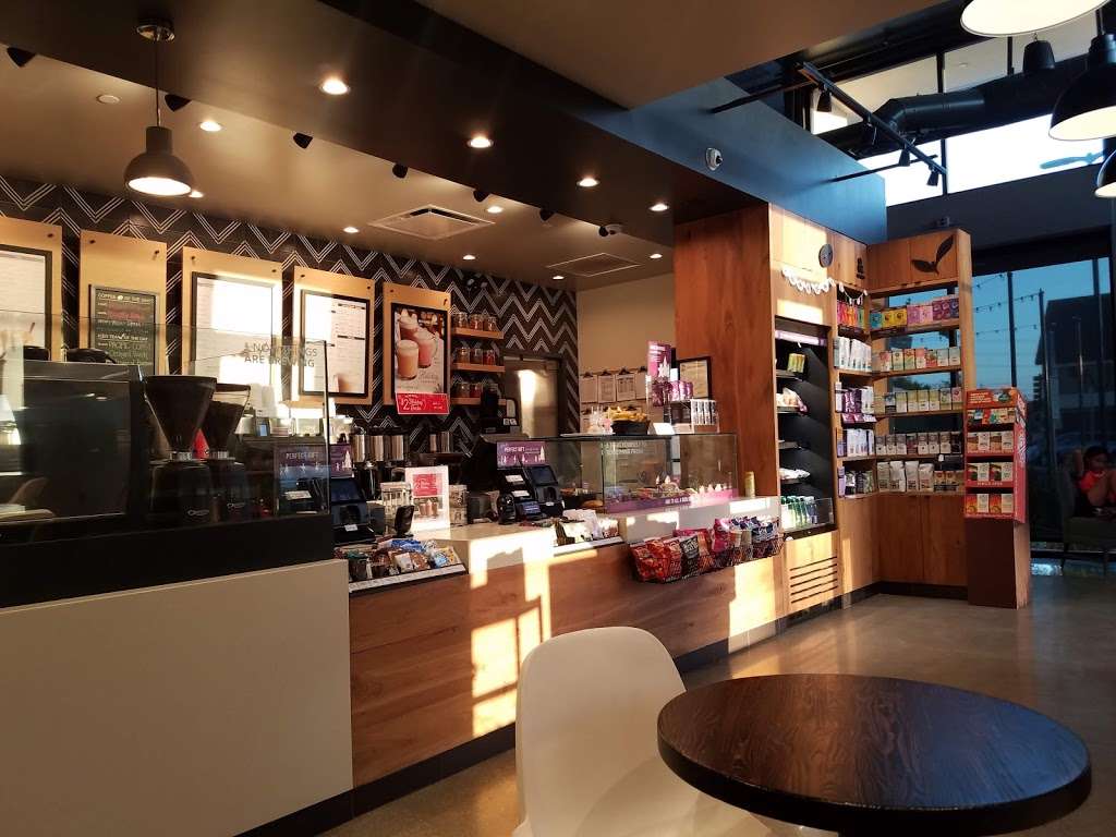 The Coffee Bean & Tea Leaf in 2521 Artesia Blvd, Redondo Beach, CA