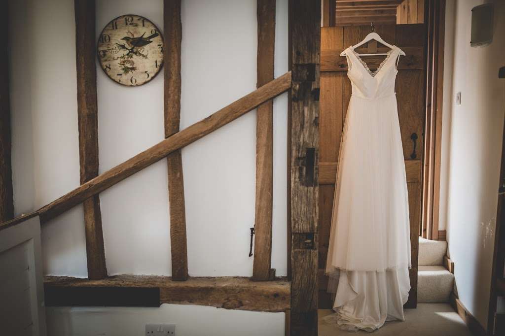 Delphine Couture | The Old Barn, South Park Farm, Forest Row RH18 5HT, UK | Phone: 07984 637924