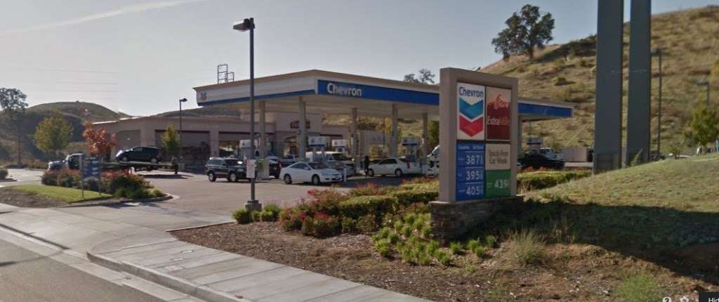 Chevron | 27549 The Old Rd, Valencia, CA 91355, USA | Phone: (661) 259-5037