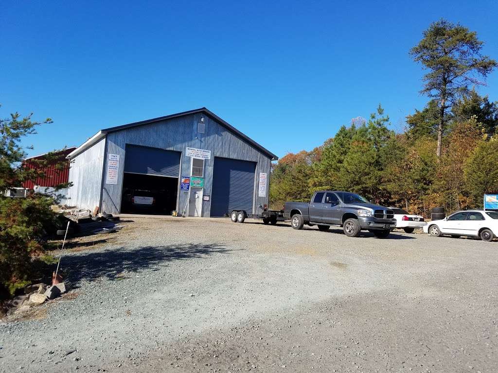 TNT Auto Sales and Towing - car dealer  | Photo 7 of 10 | Address: 8008 S Spotswood Trail, Gordonsville, VA 22942, USA | Phone: (540) 832-2886