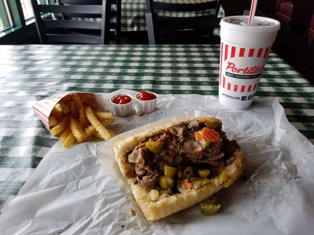 Portillos Hot Dogs | 170 W North Ave, Northlake, IL 60164, USA | Phone: (708) 409-0000