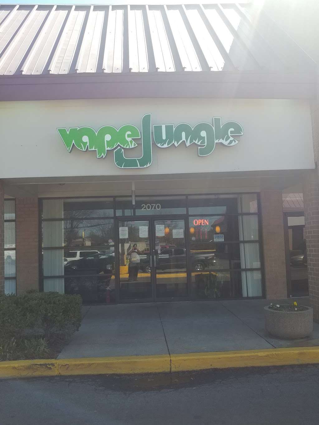 Vape Jungle | 2070 Crain Hwy, Waldorf, MD 20601 | Phone: (301) 645-5551