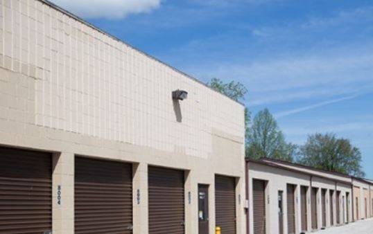 LOCK -IT-UP SELF STORAGE | 3032 Airport Hwy, Toledo, OH 43609, USA | Phone: (419) 746-4071