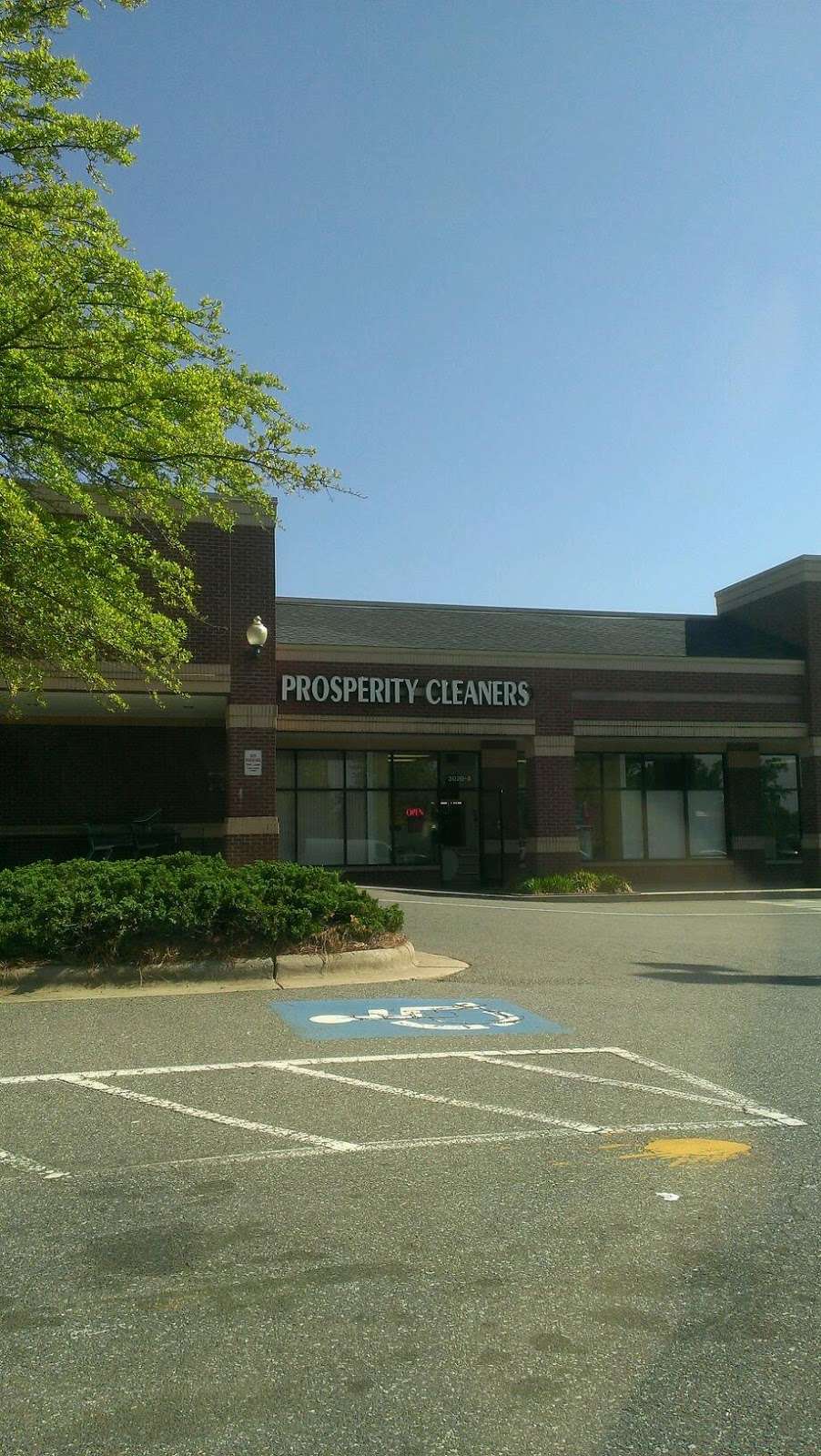 Prosperity Cleaners | 3020 Prosperity Church Rd # A, Charlotte, NC 28269, USA | Phone: (704) 549-9977