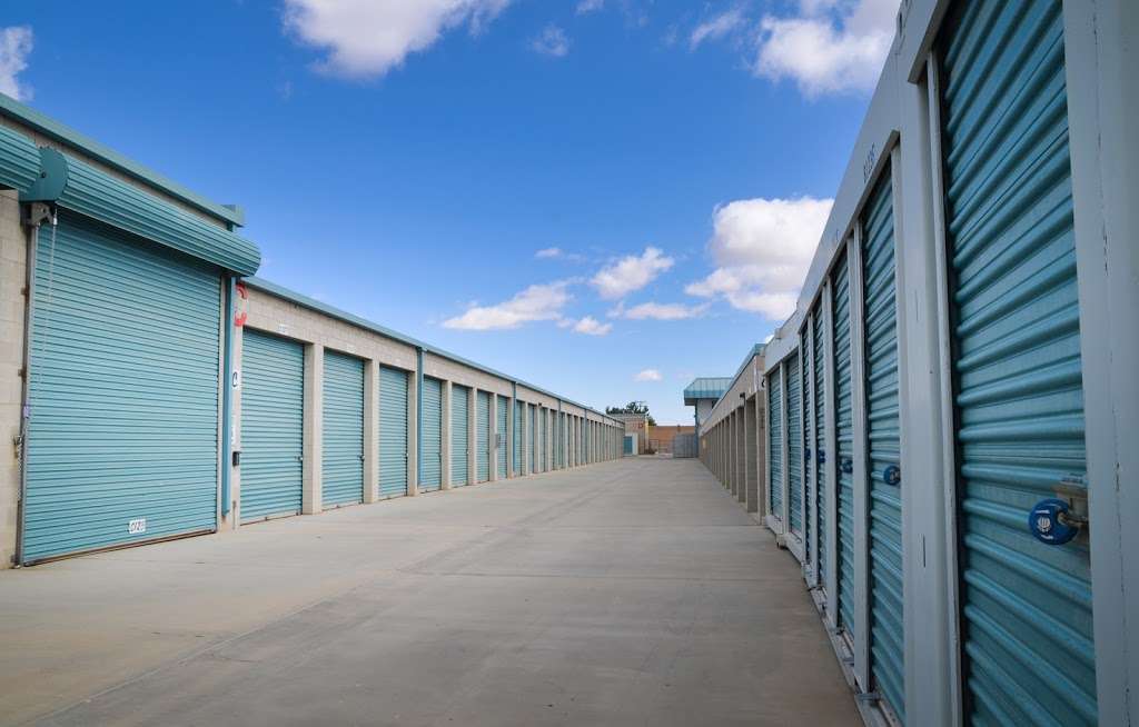 StorAmerica Self Storage | 14915 La Mesa Rd, Victorville, CA 92392, USA | Phone: (760) 241-7974